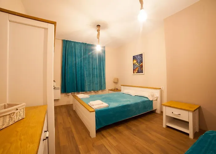 райнови Apartament